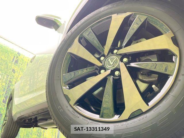 Lexus NX 2018-06 8146070-12