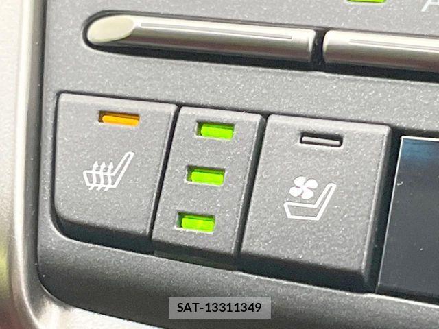 Lexus NX 2018-06 8146070-6
