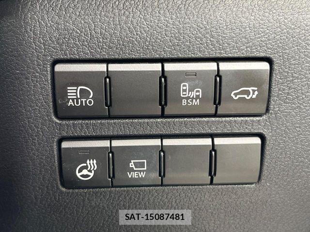 Lexus NX 2018-04 8208405-4