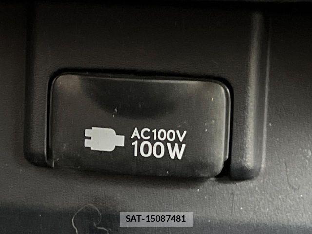Lexus NX 2018-04 8208405-6