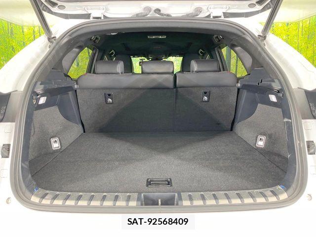 Lexus NX 2019-06 8208404-9