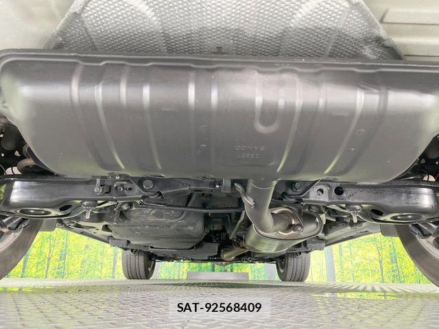 Lexus NX 2019-06 8208404-18