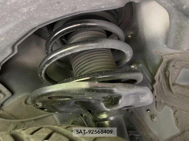 Lexus NX 2019-06 8208404-19