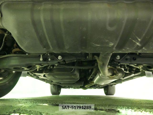 Lexus NX 2018-06 8208409-24
