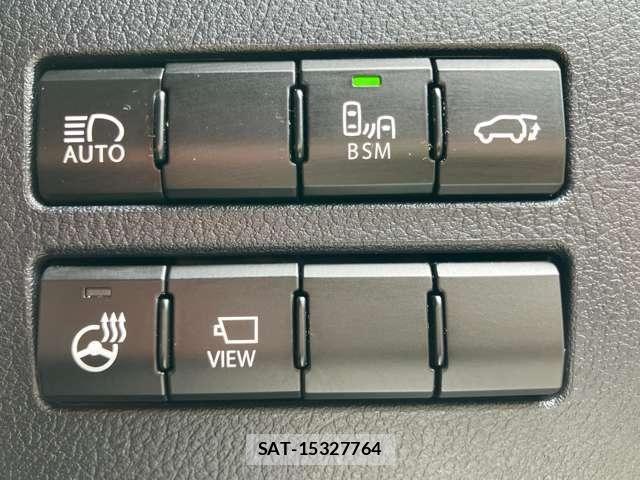 Lexus NX 2018-12 8208406-22