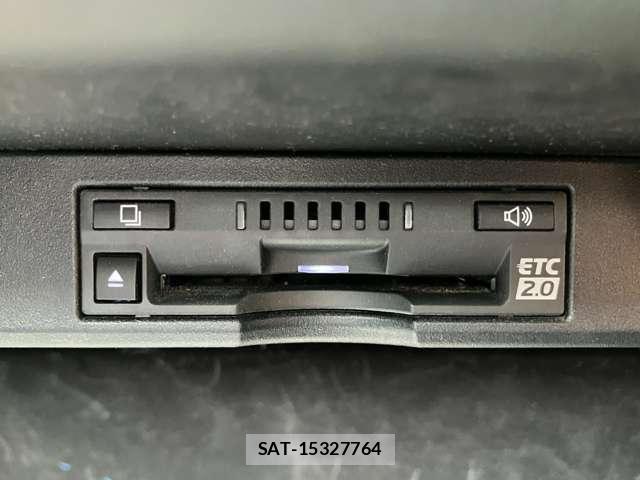 Lexus NX 2018-12 8208406-24