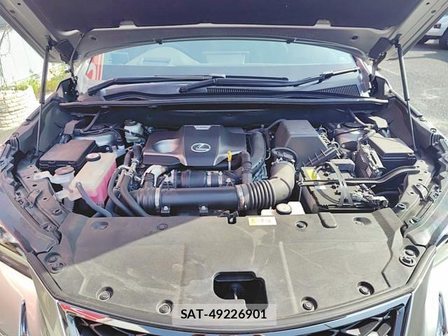Lexus NX 2018-03 8315196-25