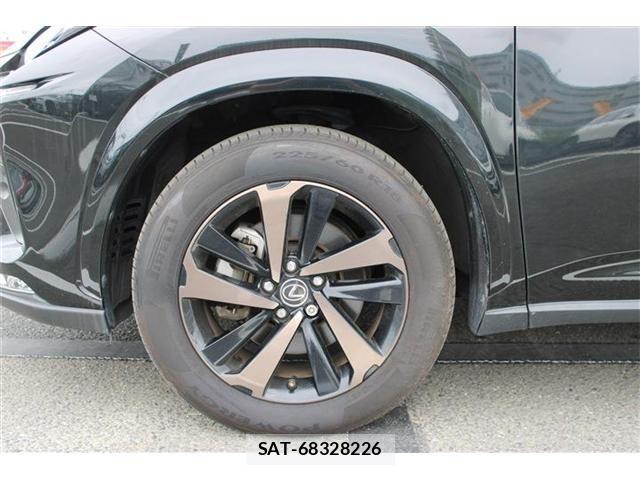 Lexus NX 2019-01 8334499-22
