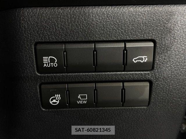 Lexus NX 2018-01 8336576-4