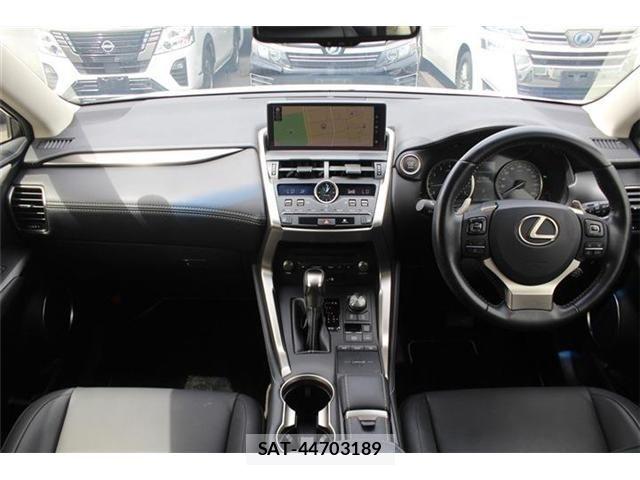Lexus NX 2019-03 8413295-20