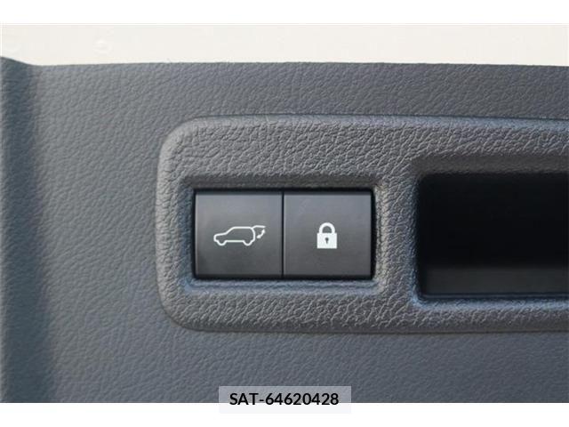 Lexus NX 2018-03 8627496-6