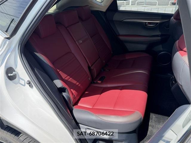 Lexus NX 2017-11 8659964-16