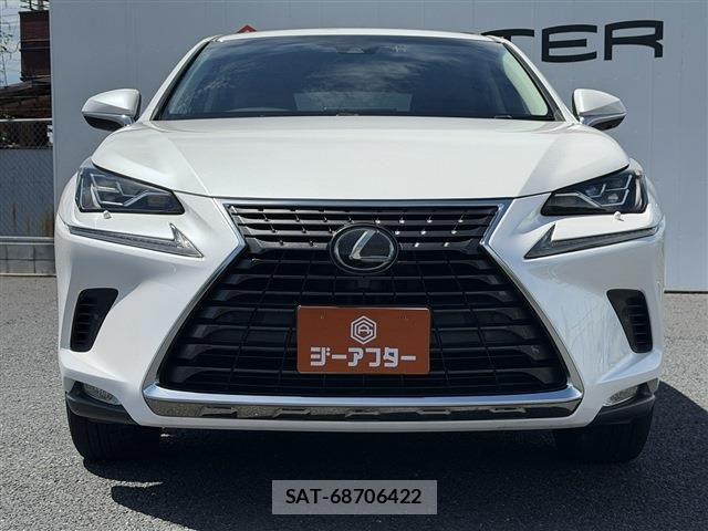 Lexus NX 2017-11 8659964-8