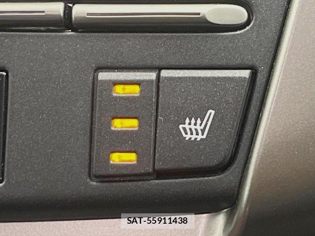 Lexus NX 2018-03 8659963-5