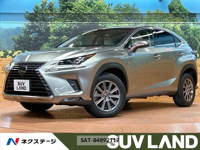 Lexus NX 2018-01 8659962-0