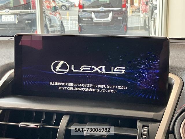 Lexus NX 2018-02 8659960-3
