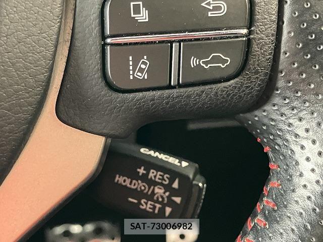 Lexus NX 2018-02 8659960-7