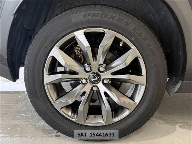 Lexus NX 2019-08 8849586-6