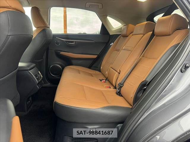 Lexus NX 2018-06 8849589-17