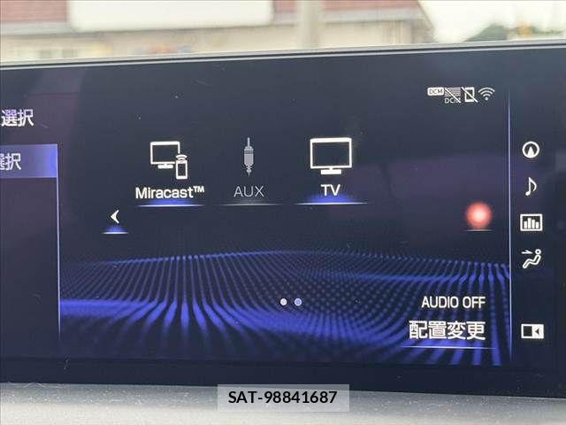 Lexus NX 2018-06 8849589-22