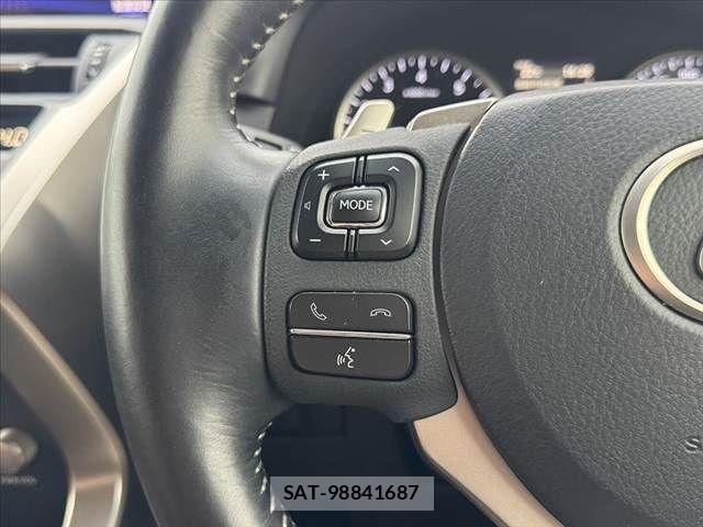 Lexus NX 2018-06 8849589-27