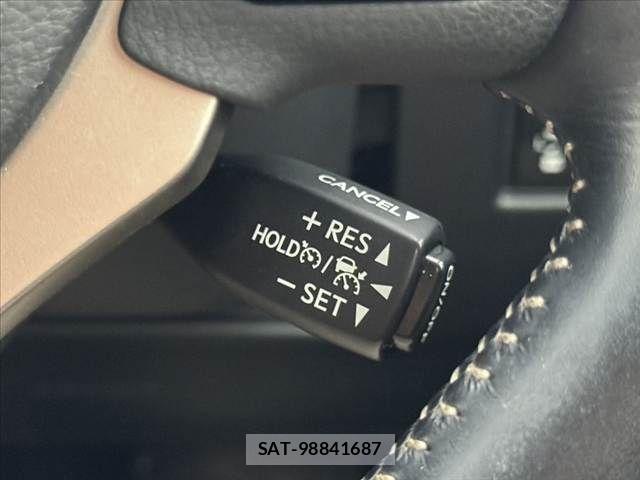 Lexus NX 2018-06 8849589-29