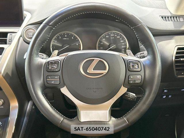 Lexus NX 2017-12 8871356-10