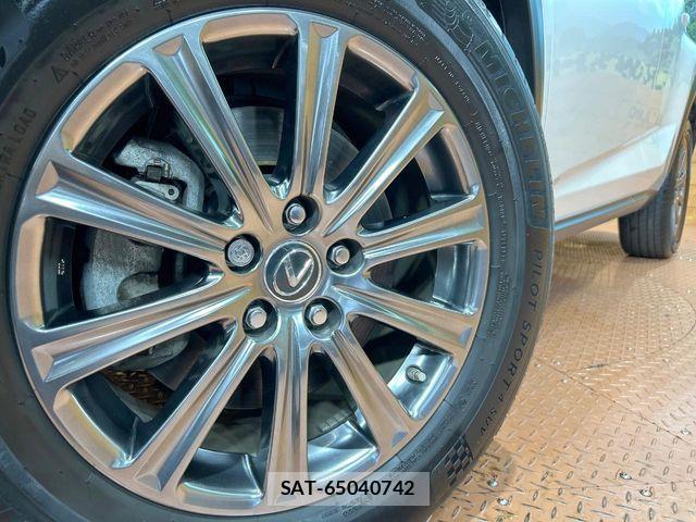 Lexus NX 2017-12 8871356-12