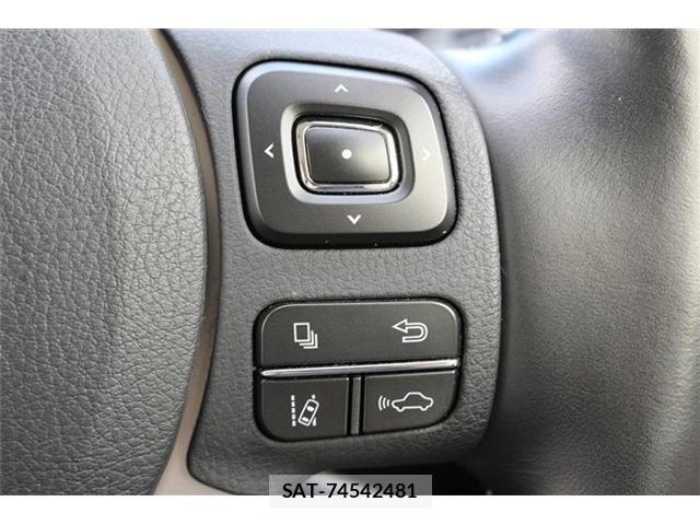 Lexus NX 2019-07 8883854-3