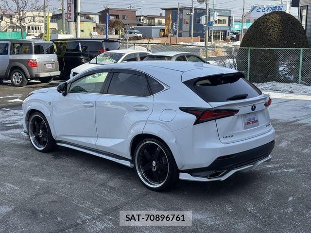 Lexus NX 2017-11 3674736-7