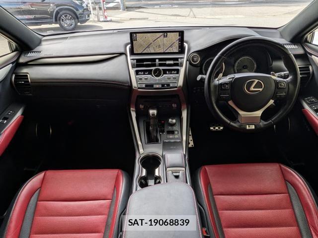 Lexus NX 2018-02 4421799-12