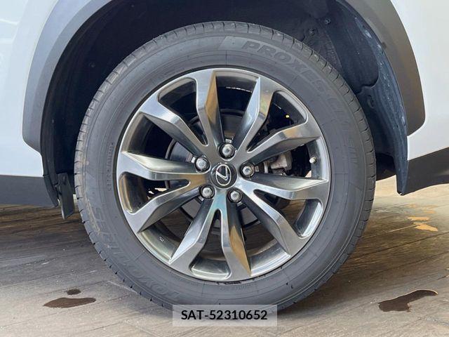 Lexus NX 2018-01 6264845-12