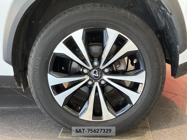 Lexus NX 2018-03 6612888-9