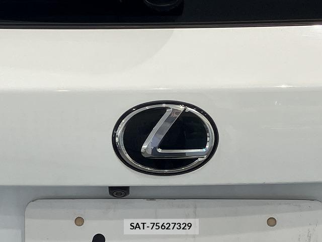 Lexus NX 2018-03 6612888-17