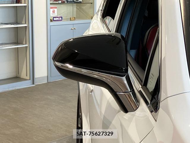 Lexus NX 2018-03 6612888-28