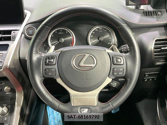 Lexus NX 2018-01 6815720-11
