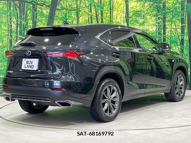 Lexus NX 2018-01 6815720-17