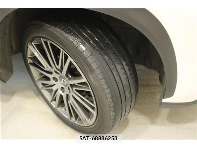 Lexus NX 2018-06 6907772-29