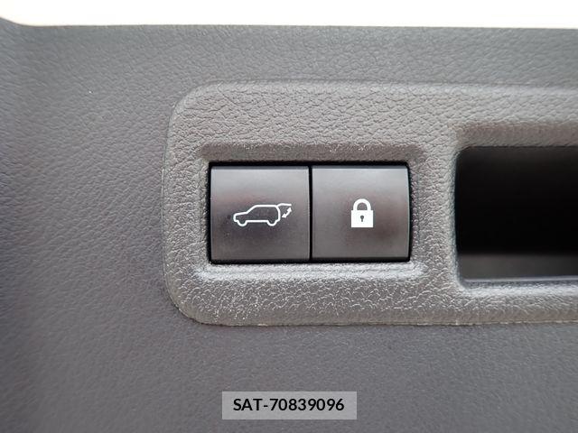 Lexus NX 2021-02 7221027-11