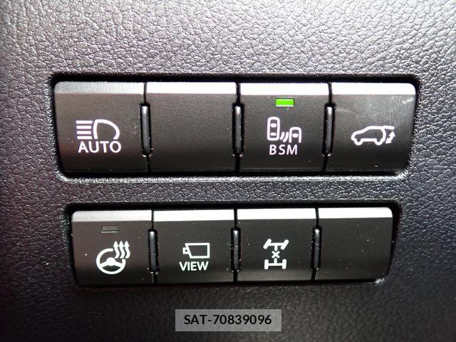 Lexus NX 2021-02 7221027-15