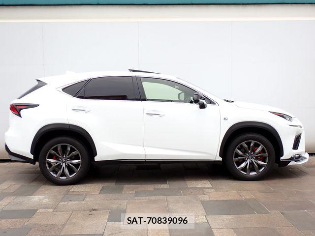 Lexus NX 2021-02 7221027-7