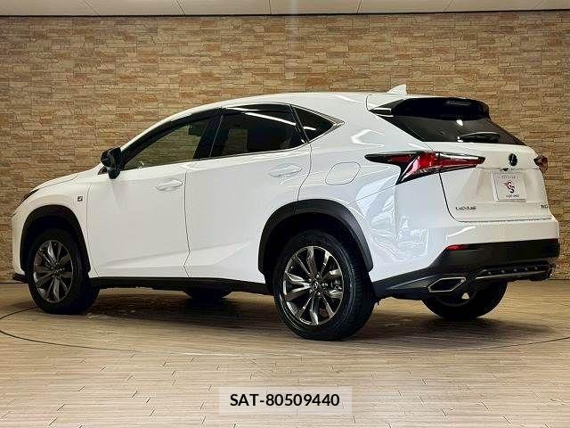 Lexus NX 2018-03 7501290-15