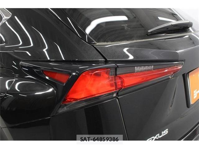Lexus NX 2018-04 7501292-17