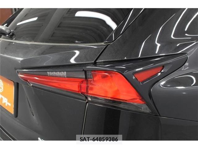 Lexus NX 2018-04 7501292-18