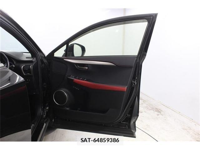 Lexus NX 2018-04 7501292-29