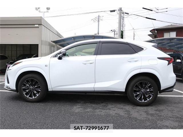Lexus NX 2018-09 7725115-9
