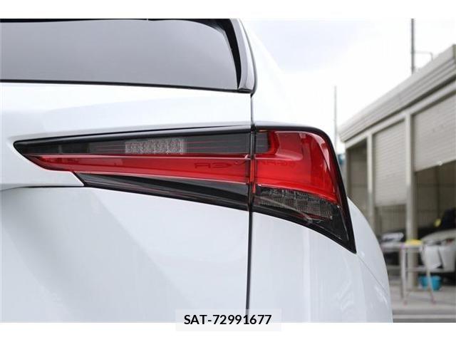 Lexus NX 2018-09 7725115-12