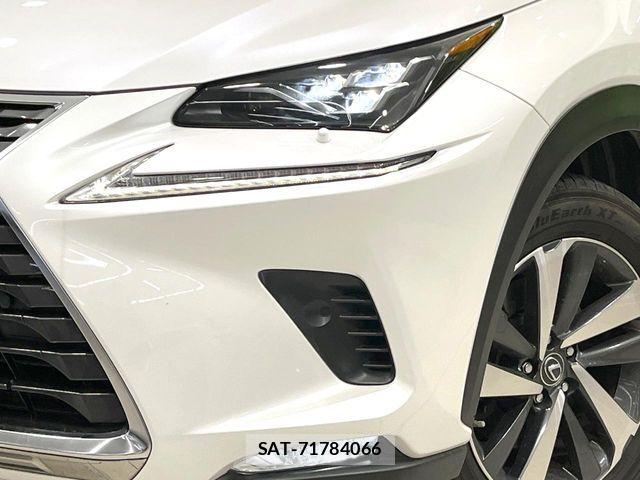 Lexus NX 2018-01 8158703-11
