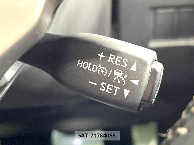 Lexus NX 2018-01 8158703-4