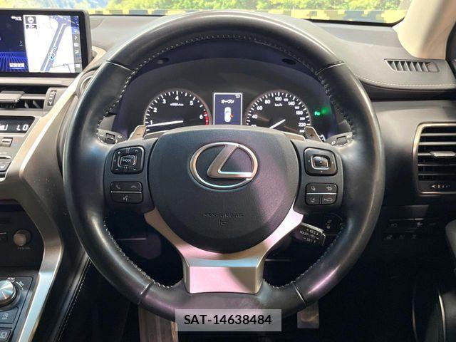 Lexus NX 2017-11 8208410-12